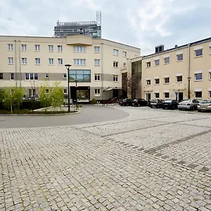 centrum-okopowa-55.warsawhotelspoland.com/